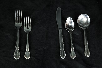 Salad fork, dinner fork, knife, teaspoon, soup spoon